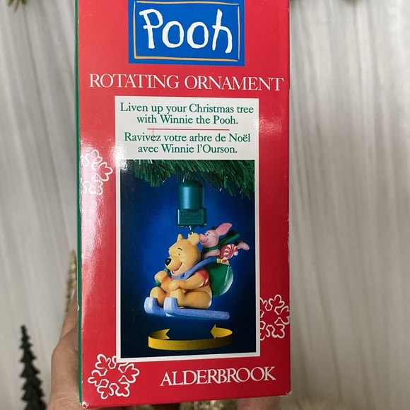 Vtg 1989 Alderbrook/Noma Pooh/Piglet downhill sled rotation ornament - Picture 4 of 9